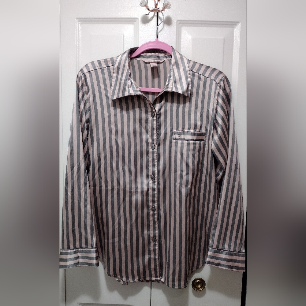 Victoria's Secret satin striped button down pajama top pink/gray Small